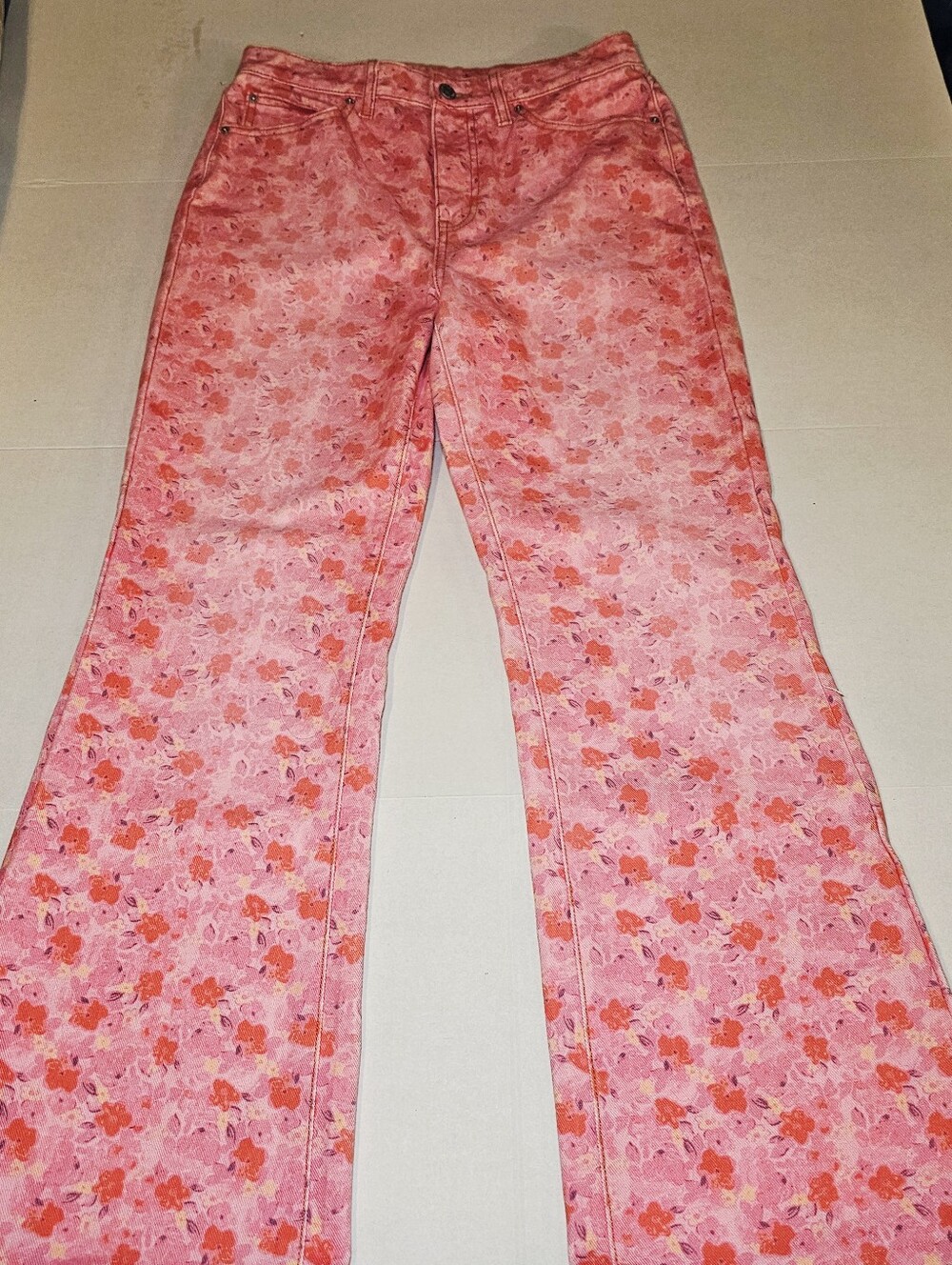 BDG Urban Outfitters Jeans Floral Flare Denim Women's 28 Wide Leg Y2K Vibe - Picture 1 of 9